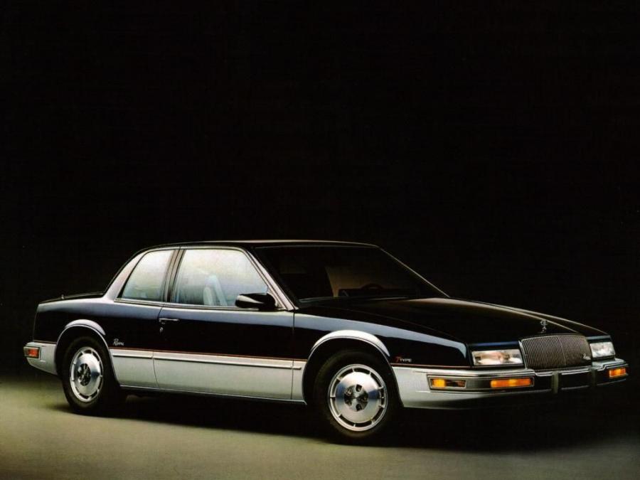  Buick Riviera T-Type 1986 года  (фото 1 из 1)